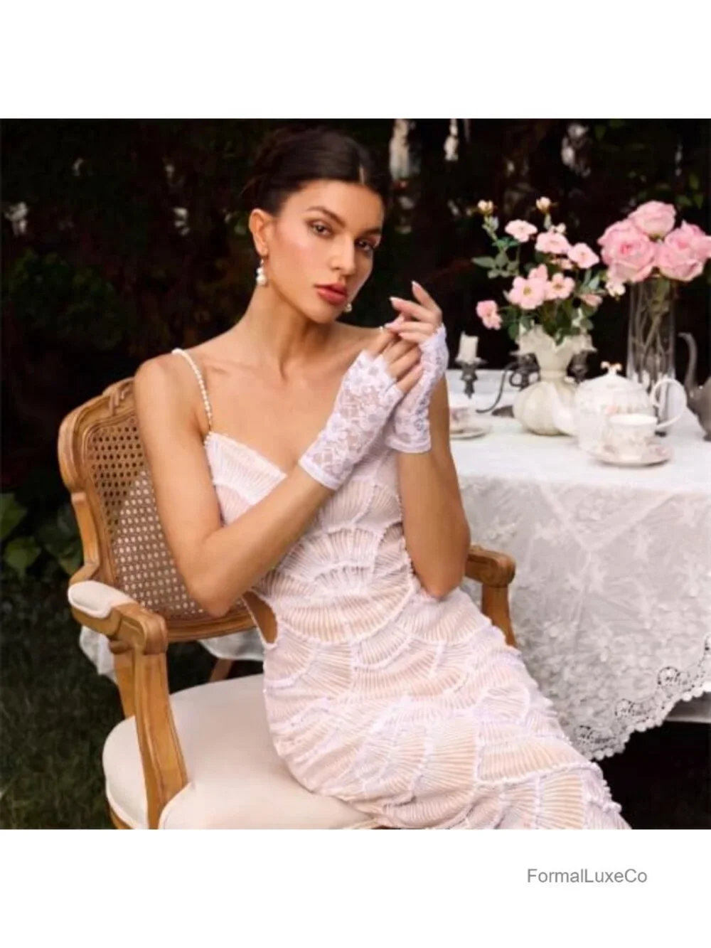 Lace Gloves for Women 1920s Bridal Short Floral Wedding Opera Tea Party